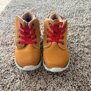Toddler Tan Boots with Red Laces Size 4
